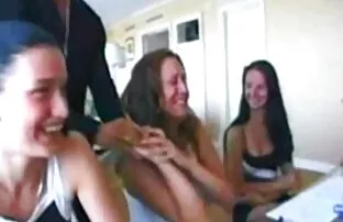 XXX لم أستطع مقاومة إغراء سكس عربي جديد نار السقوط