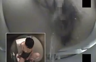 XXX زرعت فتاة سكسعرب نار في أعضاء