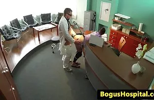 XXX Coquette أنيق مع جميلة الثدي يجعل الرجال الجنس متعة في سكس عربي عرب نار السرير