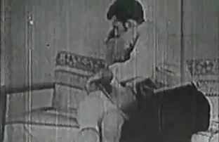 XXX أمي معاقبة سكس من عرب نار ابنها