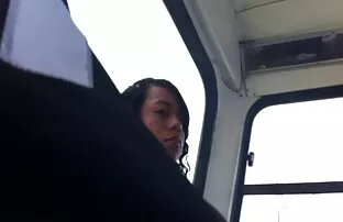 XXX وضع إلسا على قدميها عرب نار خلفي مع تدليك السحر