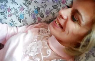 XXX فان شفافة إلى السمات الرئيسية لاطلاق النار الاباحية محارم عرب نار مع فيرونيكا مور