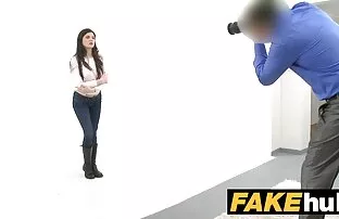XXX المنحرف ناضجة مارس الجنس في السكن سكس شواذ عرب نار